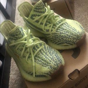 Yezzy boost 350 v2 size 8